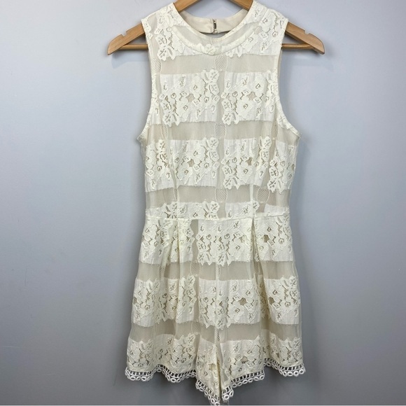 Astr • Ivory Lace Romper - Picture 2 of 13